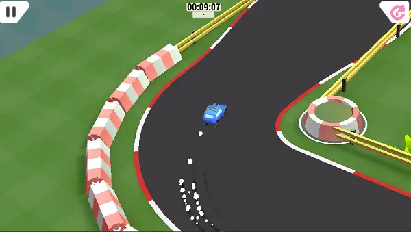 Rapid Rally gameplay screenshot showing a top-down car drifting around a corner
